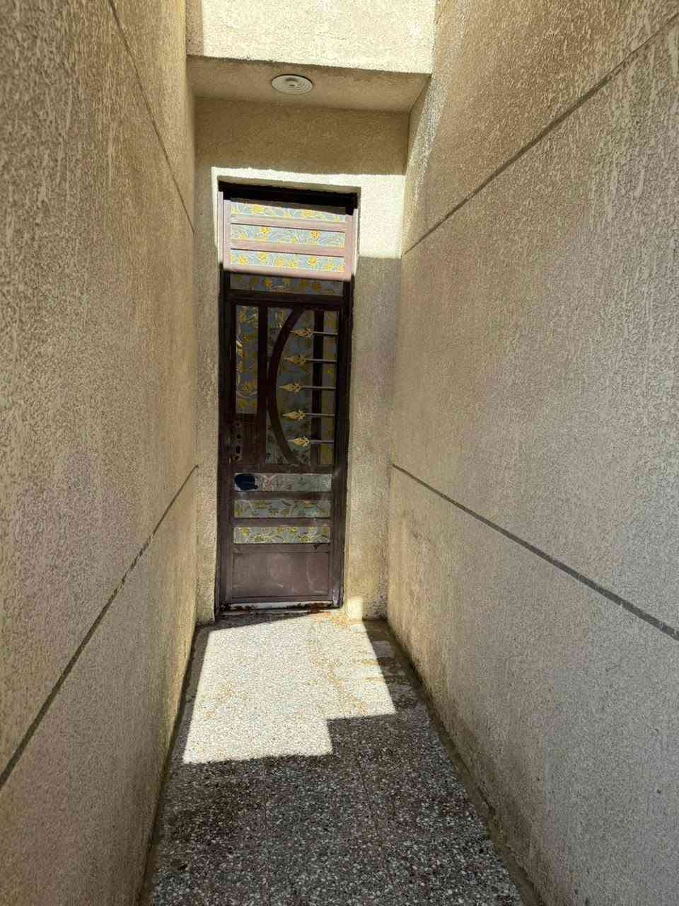 سلام عليكم بيت للبيع مساحه 100 متر بيت بناء طابوك مي كهرباء مجاري  بيت رفت رتفاع عالي زراعي سند 25 دور شرطه فرع اسواق احمد سعيدي ثاني فرع عن تبليط 
سعر 83 بي مجال بسيط بيت بناء جديد 
*********** بي واتساب
