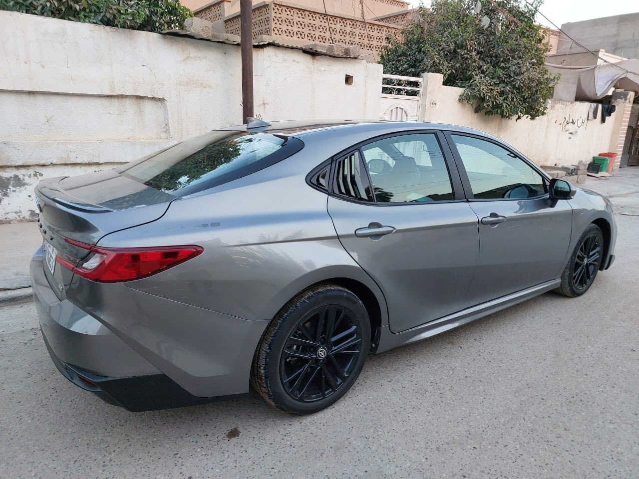 تويوتا كامري هايبرد موديل 2025 الشكل الجديد
الصنف SEرقم بغداد 

وارد امريكي بطارية ليثيوم 

6 قطع بدون ايرباك بجسم كبس

بطارية ليثيوم

شاشة Apple CarPlay & android auto

كاميرا خلفية متعددة الابعاد

• كراسي جلد

شفتات استيرنج

رادار امامي 

مانع تصادم PCS  

مساد تحديد المسار —— LDA

‏BSM —— نظام النقطة العمياء

‏PDA —— مساعد القيادة التفاعلي

‏RCTA —— رادارات خلفية

‏SEA —— نظام الخروج الآمن 

‏RSA —— قراءة لوحات الطريق

مثبت سرعه تفاعلي —— ACM

‏AUTO PILOT —— سائق ذاتي 

مانع انغلاق العجلات —— ABS

‏TCS —— مانع الانزلاق 

شاحن وايرلس

هندبريك كهرباء

نظام صوتي مميز

حساسات ضغط الهواء في الإطارات

حساسات دخول الإنفاق

 للمراوس فقط 
مكان السياره سامراء 
***********
