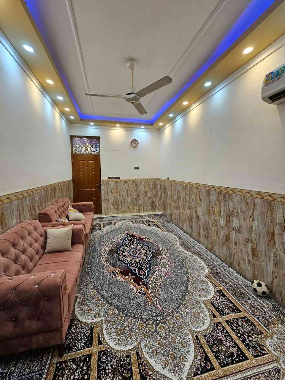 دار للبيع في حيل الجامعه مساحه 125 .***********
