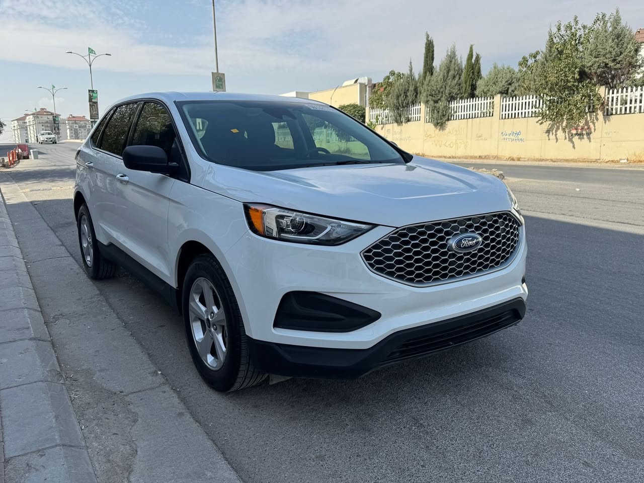 سلام وعليكم اخوان من رخصة ادمين محترم
فورد ايدج موديل ٢٠٢٤ فوربايفور فقط شبر صبغ بالصندوق بدون دواخل بدون ايرباك كدام ورا كبس بصمه شغال اوتوسبورت شاشه كبير كامل رادار ماشي ١٤٠٠٠ مايل
سعر ١٨٢$
للاستفسار ***********
