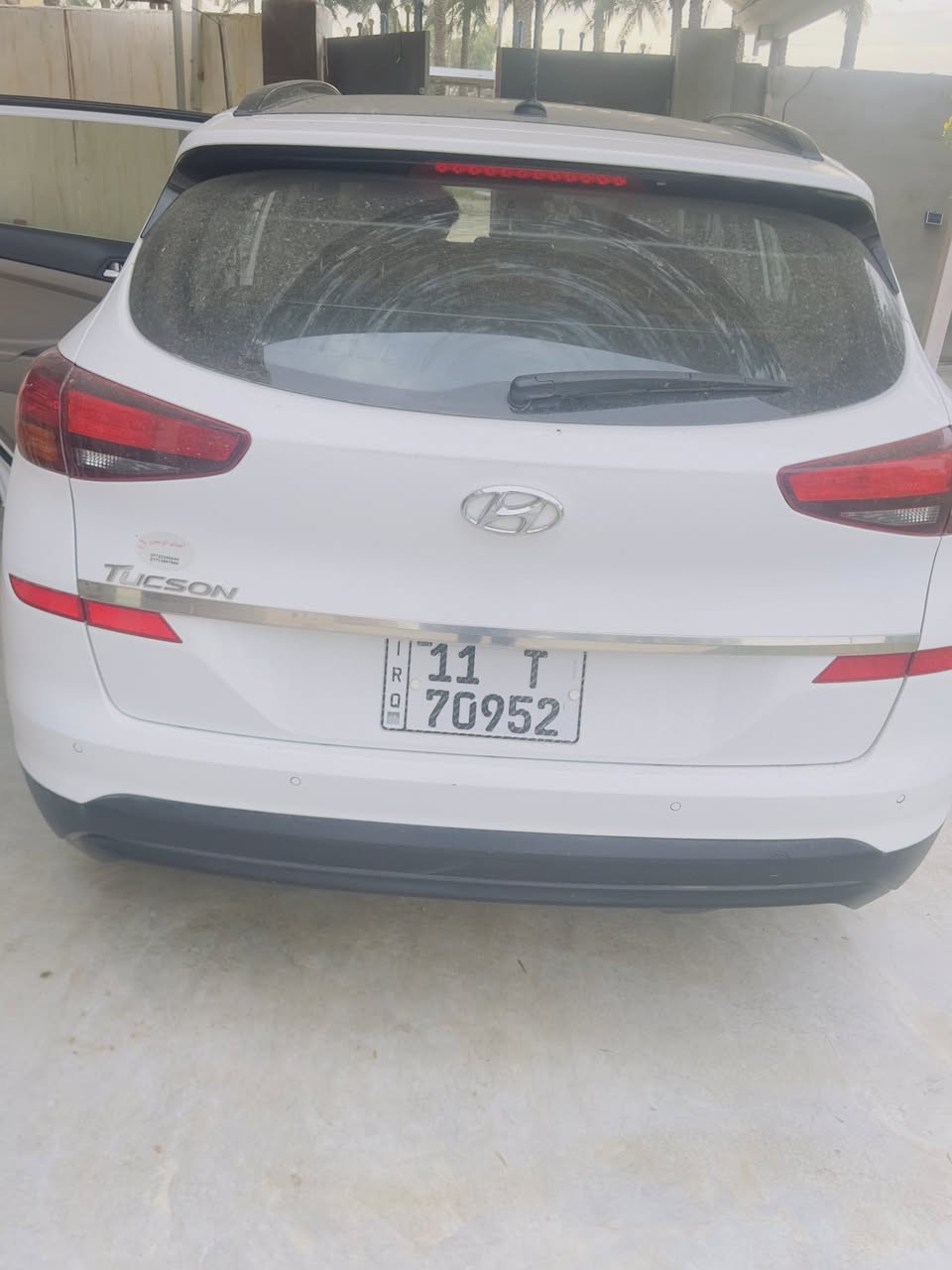 سلام عليكم 

توسان 2019 
️ سقف بانورامي + فتحة سقف
✔️ شاشة
✔️ حساسات أمامية وخلفية
✔️ بصمة / دخول ذكي
✔️ مقاعد كهربائية
✔️ نظام تكييف أوتوماتيكي
✔️ مصابيح LED / زينون أمامية
✔️ كاميرا خلفية
 شركة الكاصد✔️
✔️كشنات كهربائية

سيارة جاهزه ربع متخلي عليها 
بدون ضرر مكفووله
عدا رصعتين صغار كلش ممبينات

مكاني ديالى
 
#***********
