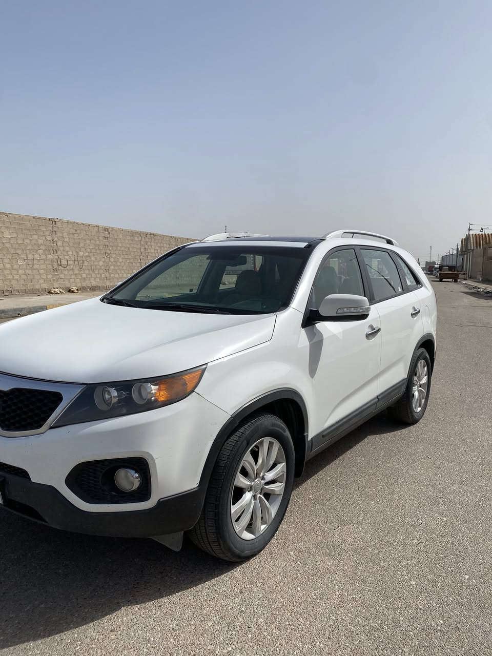 سورنتو مديل 2012 (خليجي )
سياره كفاله عام فول مواصفات
بانو راما فتحة 7 راكب محرك 6
السعر 155 العنوان بصرة
0770 8520798
