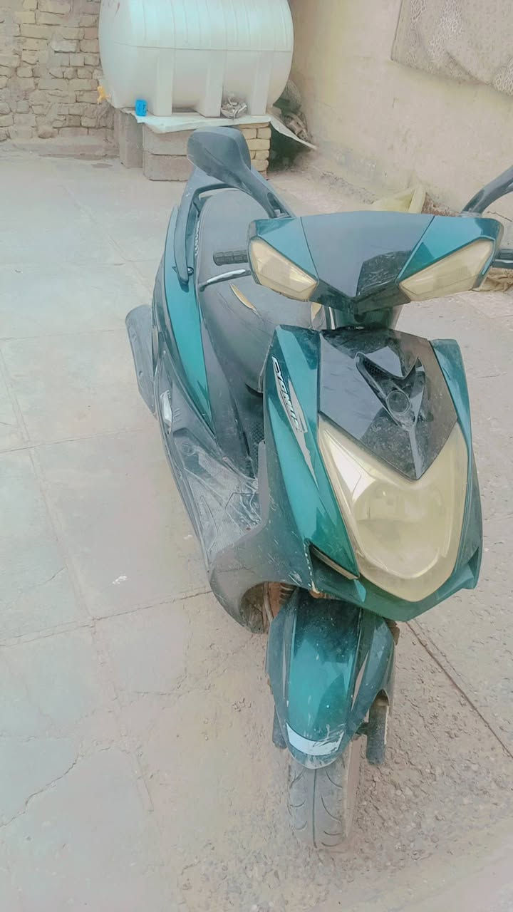 دراجه سكني للبيع نظيفه مامفتوحه مابيه اي نقص محافظة الديوانية سعر 250بيه مجال استفسار على هذا الرقم ***********
