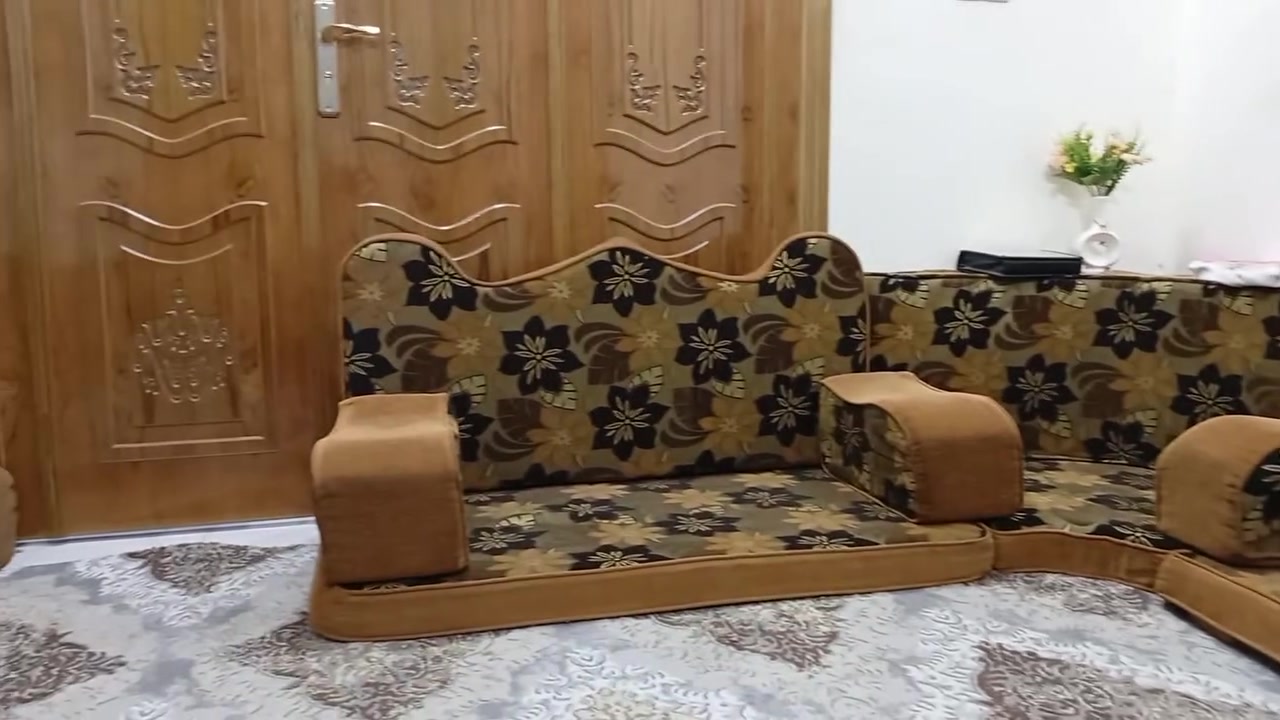 السلام عليكم
جلسه عربيه تفصال تكفي جلوس (١٤) شخص
نظيف وسعرة350 وبي مجال ينفع لصالة كبيرة أو حسينية


**إذا كنت صاحب هذا الإعلان وتريد حذفه لأي سبب، رجاءا أرسل رسالة إلى الدعم الفني**