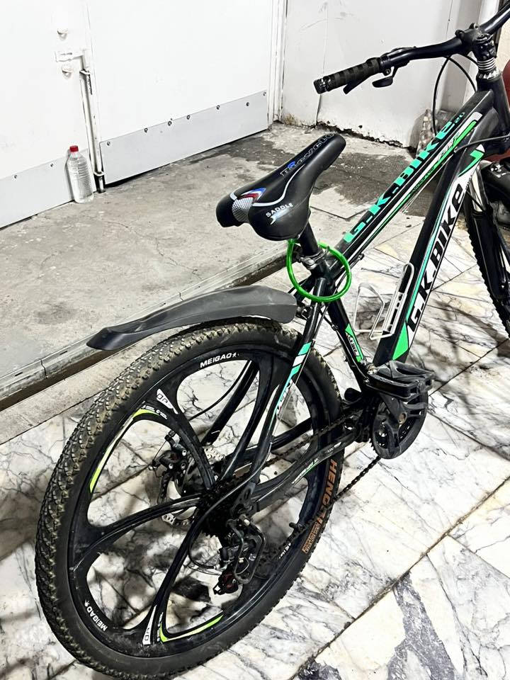 نظيف استعمال قليل بالواقع احلى يحتاج بس تقسيم بريكات ، ٧٥ وبي مجال مكاني حي الاعلام السيديه ***********
