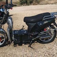 مطور شحن لبيع موديل23 السعر 650وبي مجال بصيط بطاريات نضاف الرقم 078493...