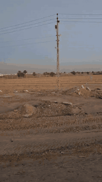 اخوان ابيع ١٥٠متر نص القطعه ب ٩٠ من الاخير والشراي يتصل على الرقم 0776...