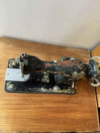 مكينة • الميز • للبيع