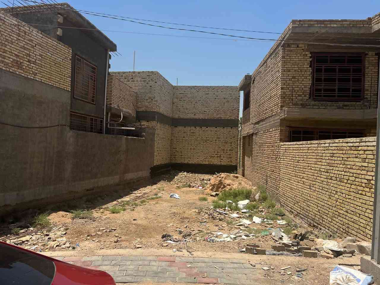 السلام عليكم
مكلف بالنشر 
قطعه ارض زراعي سند ٢٥  المساحه ١٤٠ م  واجه ١٠ م خدمات كامله تبليط وارصفه 
موقعه حي الصناعه قرب التانكي 
للاستفسار ***********
