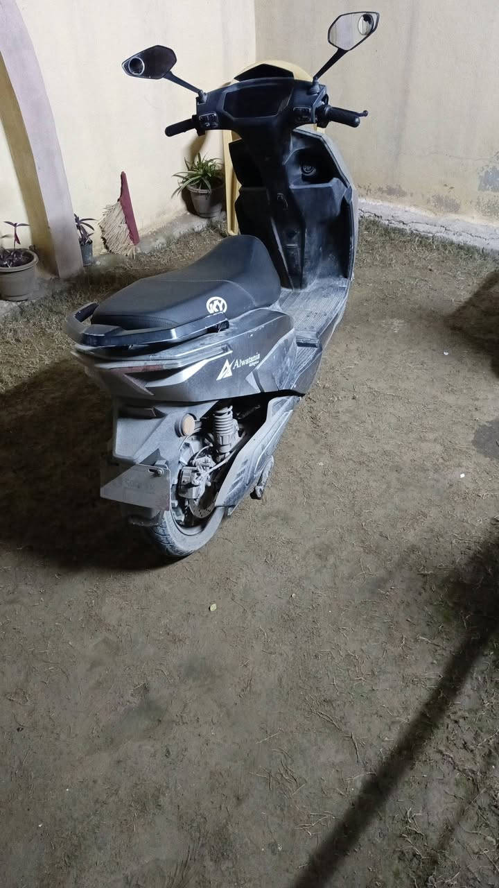 السلام عليكم ماطور شحن الوطنيه للبيع كهربائيات شرط باتريات شرط كله نضيف الماطور مامغسول السعر 500 وبي مجال بسيط
***********
