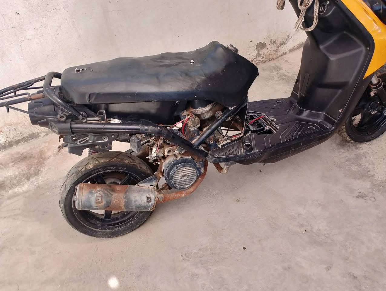 السلام عليكم دراجه للبيع سكنس جبلي موديل 14 السعر 100 وبيهه مجال
العنوان:بعقوبة
الرقم:***********
