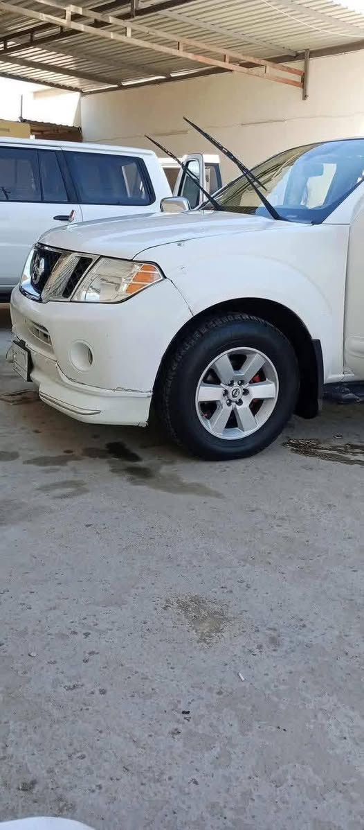 سلام عليكم للبيع نيسان بافندر2009 لون ابيض وارد امريكي رقم بغداد بسمي سنويه 2028
موصفاتهاSE صبغ جاملغ الخلفي جهت اليسار أربع اسابع بل جامغ الامامي جهت اليمين
محرك وكير شرط تبريد ثلج 3قطع فتحه شاشه دشبول ارماده صدر جديد السعر95  الاستفسار عل رقم ***********
