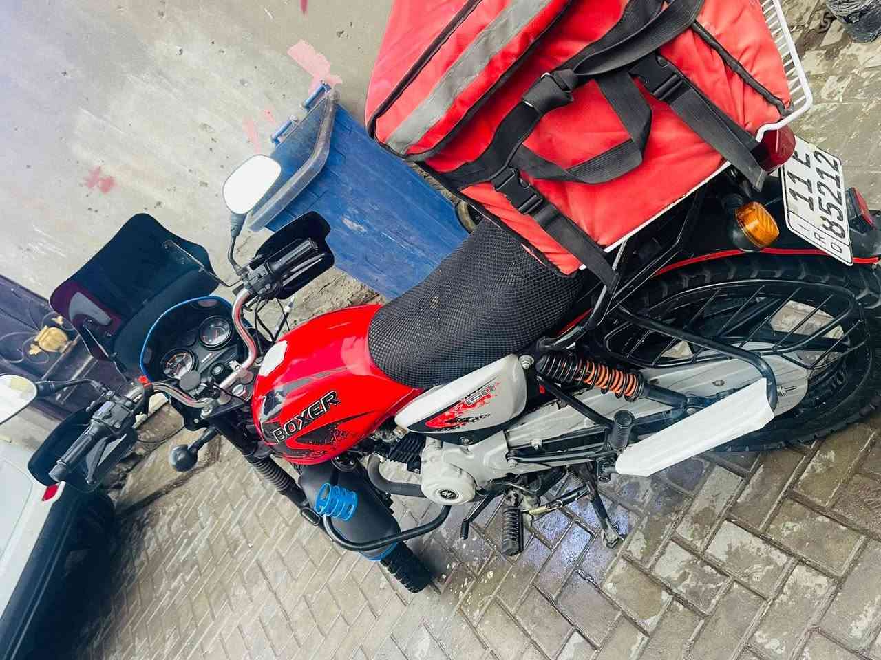 دراجه بوكسر موديل 22 نازله بل 2023 دراجه خير من يم الله دراجه رقم انكليزي وتحويل ثاني يوم السعر 2/250 وذيه مجال حك الجيه *********** العنوان بغداد مدينه الصدر
