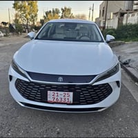 قين L PHEV • ١٣ كاميرا • ٧٠٠٠ كم