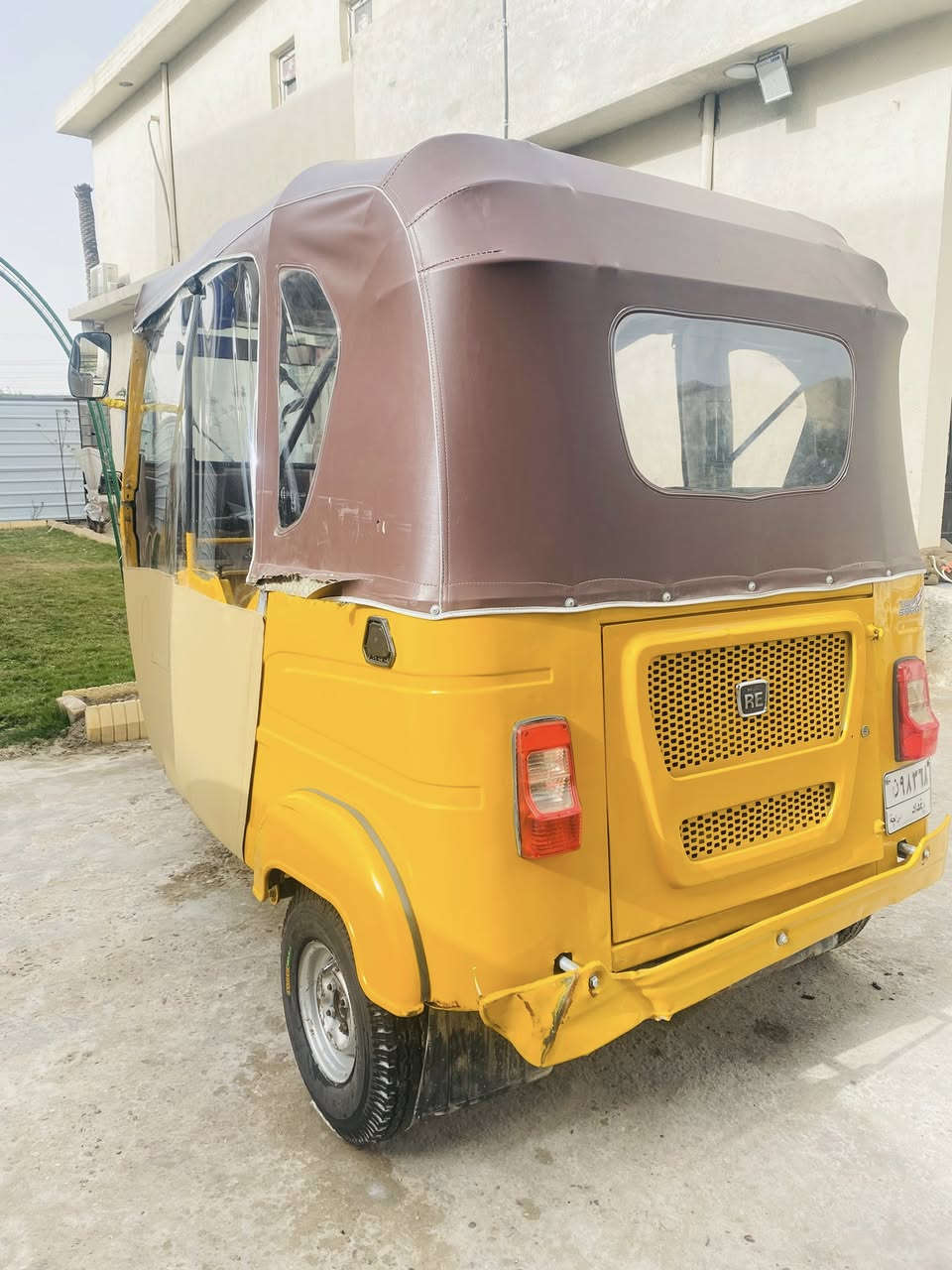 السلام عليكم تكتك 2021مرقمه تحويل ثاني يوم بس بيها تنقيص دهن السعر اثمانيه وبيها مجال 
 للستفسار الرقم ***********
