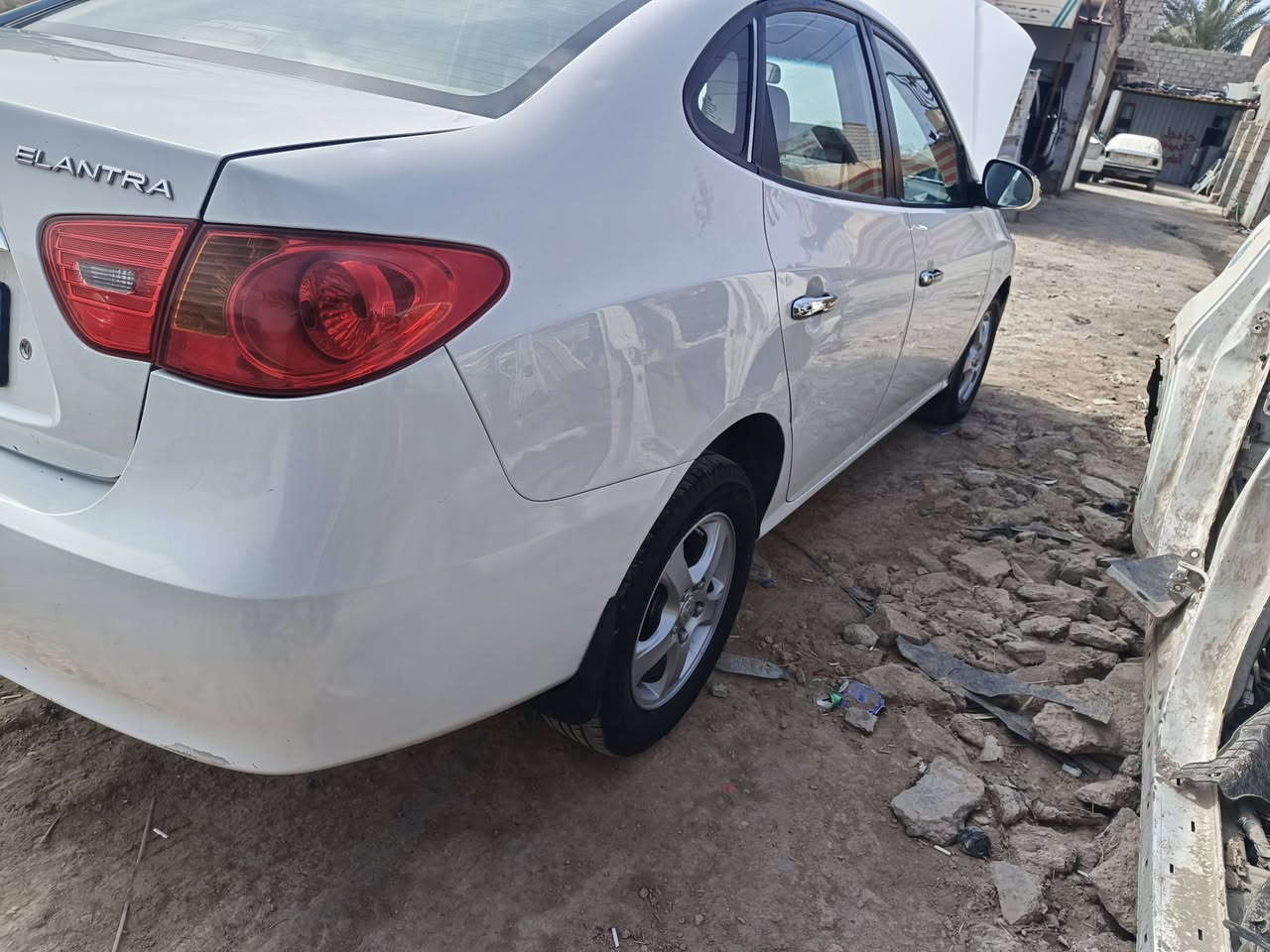 النترا خليجي موديل ٢٠١٠ مكينه ١٦٠٠دكشن عالي بيها ٣قطع صبغ رقم سليمانيه تحويل مباشر مكينه كير تخم تاير كله جاهز السعر ١٠٥وبيها مجال للاستفسار ***********
