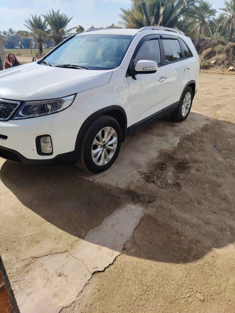 كيا سورنتو موديل 2014 رقم قادسيه
السيارة 
7 راكب 
4 سلندر
3 قطع تبريد
مري شفط
حساسات خلفية 
حاكية تحكمات 
اشاير بلمري
كاعية صندوك جلد
وهواي بعد بيهة مواصفات
كير محرك صدر تدفئة تبريد كلة مكفوول
مكاني بابل ناحية النيل 
إلسعر, 165$ وبيه مجال
***********
***********
