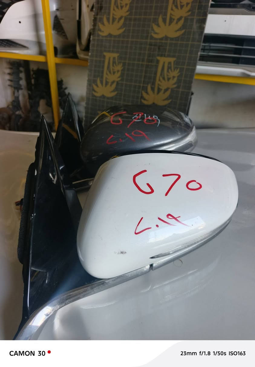 جنسيس
G70 2019 مرآة جانبيه 
G80  كفر قبق جنطة 
*********** واتساب 
توصيل لكل المحفظات
