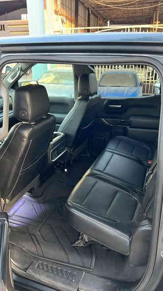 السلام عليكم سلفرادو 
موديل 21
باب طويل بدي قصير z71
قطعتين تبريد دبل اكسل كشنات جلد
محرك v8
ضرر 3 قطع بدون ايرباك
عداد المسافة 64 كيلو متر
قبغ بدي جلد
دشبول إلكتروني ديجتال
السعر 265
رقم بغداد باسمي
***********
