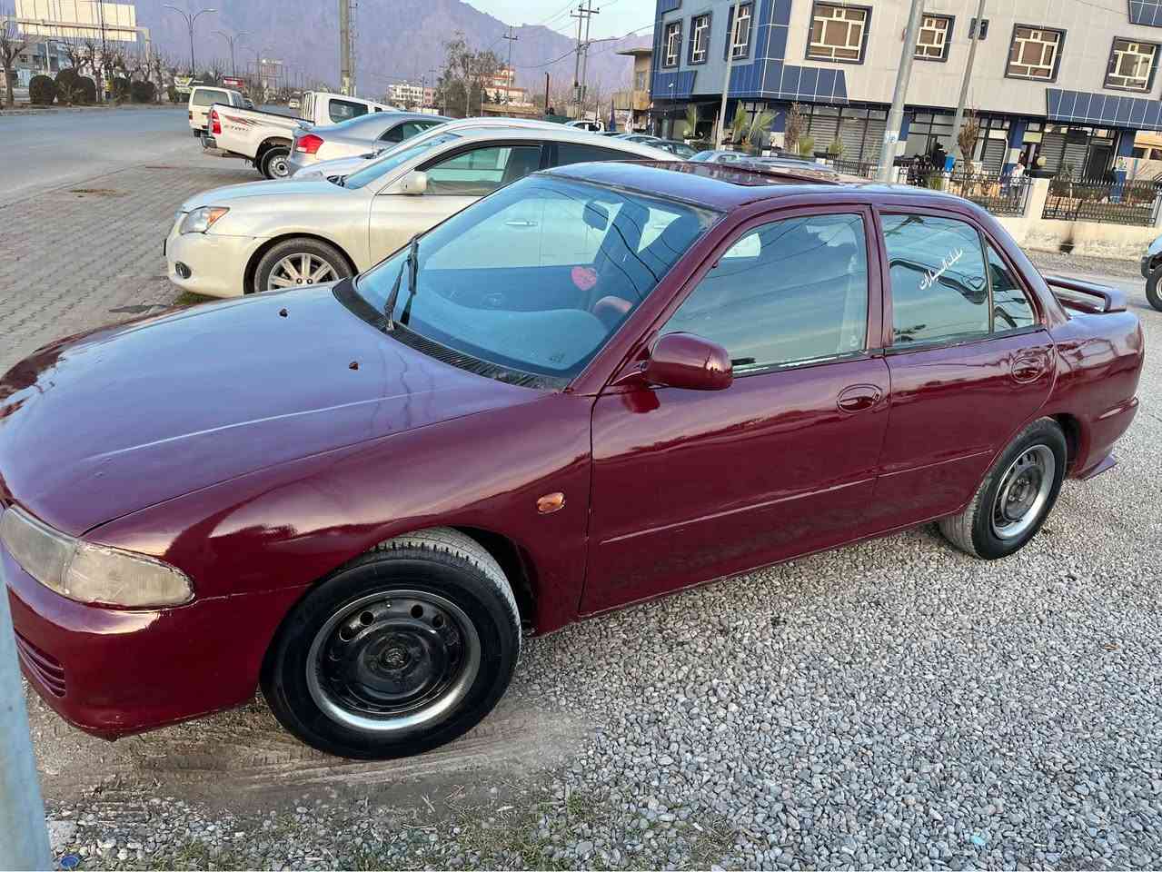 ***********
لانسەر نمونەی جوانی پاکی. ئارم پلاستیک سلیمانی پشتو پێشی کەپس لیدراوی پیوە نیە  گێرو مەکینە بە شەرتی ١٠ فیتەر ئەفرۆشم زۆر زۆر بە هەلمەتە مەکینە بەخە ٤ پستۆنە بەنزین زۆر زۆر کەم دەخوات برێک و کامل کارەبایتی ناو گیجەکانی یش دەکات. بە کورتی ماڵی فەقیرە. تەنها ١٨ گەلاو ماجلیکیشی تیدایە 
ژمارەی خاوەنی 
*********** السليمانية, العراق
