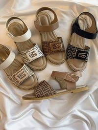 جديد • ملابس