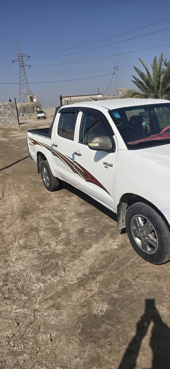 سلام عليكم رمضان كريم علينا وعليكم 2014 للبيع اوتوماتيك فول مواصفات كويتي شاصي 19 سياره مكفولة من التجيه ولكلبه بيها ظربه جهت العبري مبدل جاملق وباب سياره جاهزه من كلشي مكينه وكير مكفولات حداديه جاهزه كهربائيات كلها شغاله تخم تاير تبريد ثلج رقم مثنى انكليزي سنويه ال 29 السعر 165 وبيها مجال المكان البصره الكرنه الهدامه بيع فقط ***********
