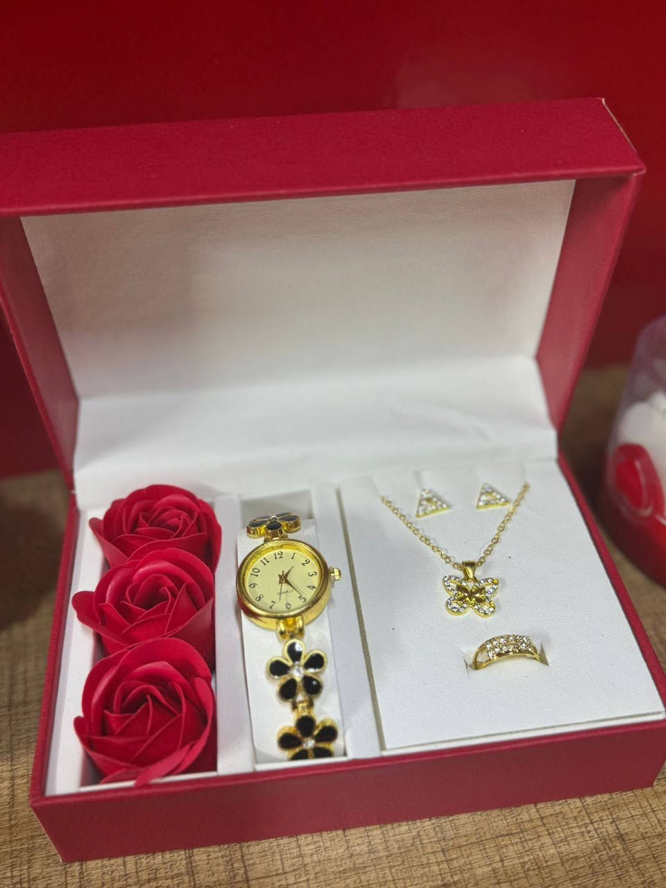 قم للمعلم وفّه التبجيلا كاد المعلم أن يكون رسولا
عيد المعلم ومحتارين بالهدايا وفرنالكم مجموعه منوعه من الهدايا القيمه والجميله بمناسبه هذا اليوم وسوينالكم خصم على جميع الهدايا


**إذا كنت صاحب هذا الإعلان وتريد حذفه لأي سبب، رجاءا أرسل رسالة إلى الدعم الفني**