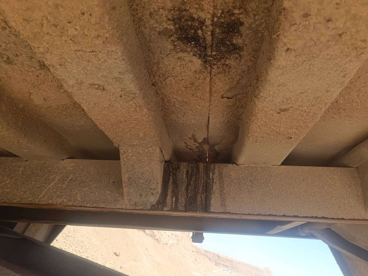 سلام عليكم بيع ومراوس ريد ابو العم مكاني تاجي***********
