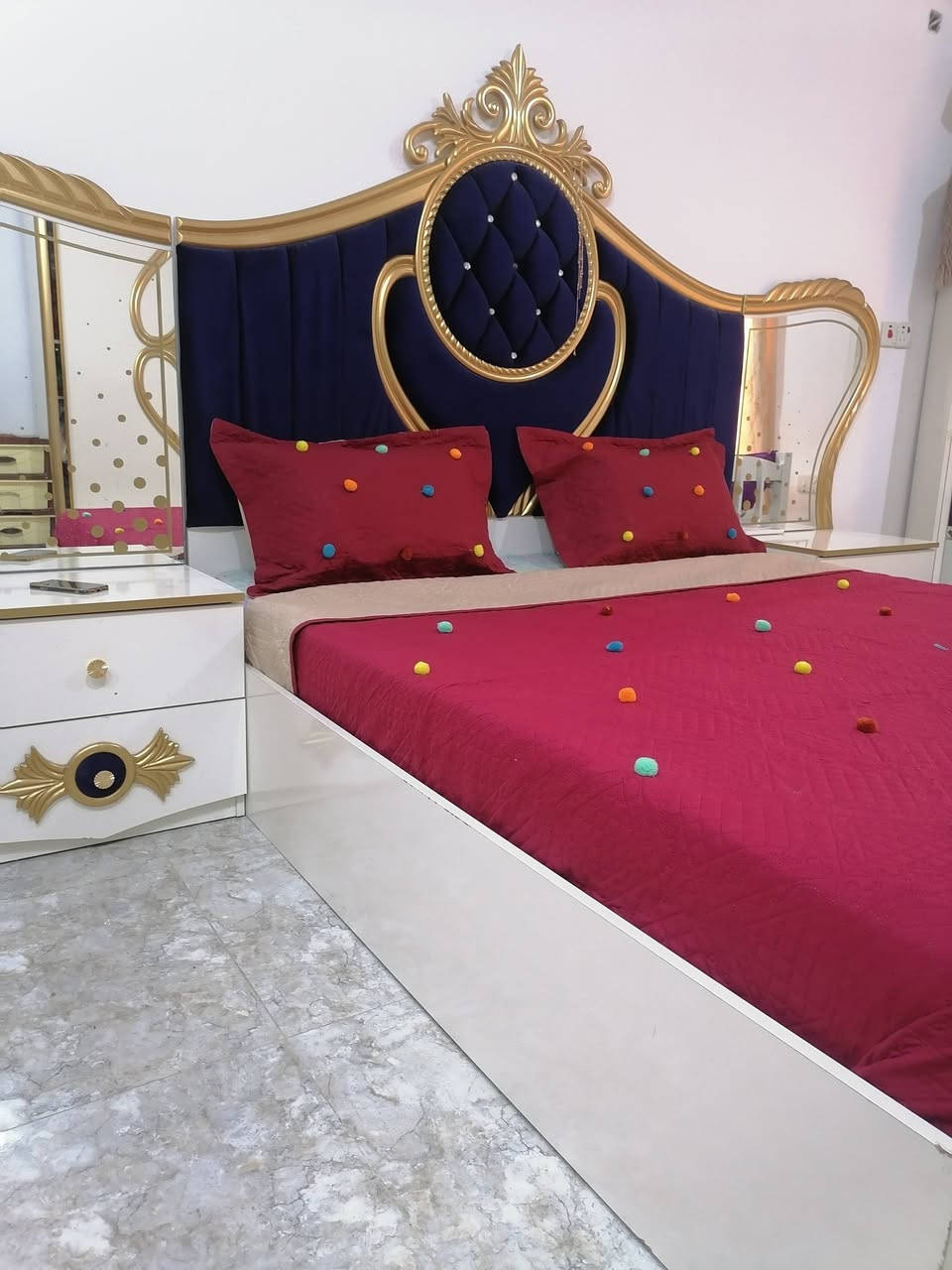 السلام عليكم غرفة تركية نضيفة وكلش واسعة والمجرات مالتهة كلهة سجج هيدروليكية موسجج عادية السعر ب (ب٧٢٥ الف) للاتصال علرقم ***********
