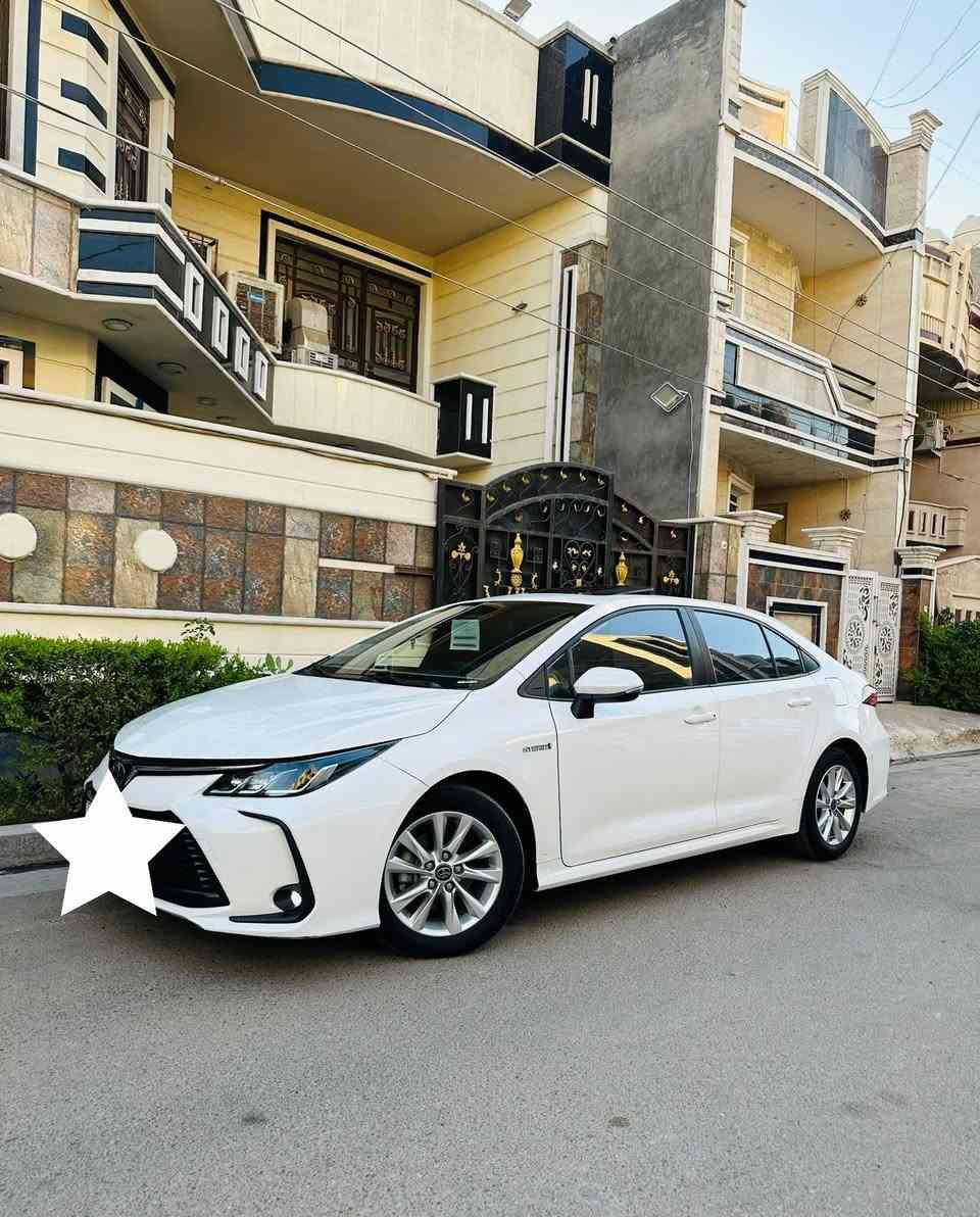 السلام عليكم للبيع كورلا هايبرد 2024 شكل الخليجي سياره اخت زيرو ماشيه 22الف فقط داخل لونين احمر واسود رقم بغداد بسمي فول مواصفات  شوفت عينك كفاله عامه بيها رصعات بل قماره اثر حالوب ما مبينات اله تنتبه فقط عارضها ب 98 وبيها مجال لان اريد عندي عملية اضطرارية  مكاني بغداد الكرخ مكلف بل نشر للاستفسار ***********.
