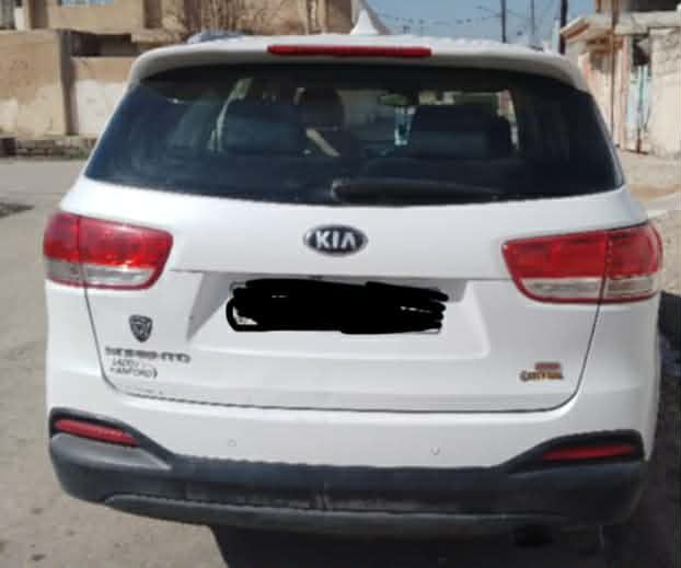 السلام عليكم سورنتو 2018
وارد أمريكي
سبعه راكب
4 سلندر
بدون فتحة سقف 
سعره 190  بيها مجال بسيط راسلني خاص ادزلك السونار


**إذا كنت صاحب هذا الإعلان وتريد حذفه لأي سبب، رجاءا أرسل رسالة إلى الدعم الفني**