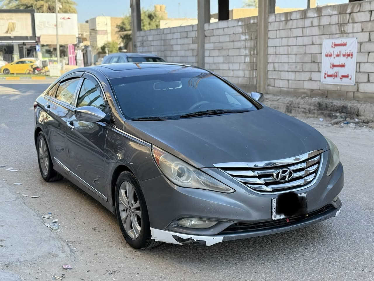 السلام عليكم سوناتا موديل 2011 وارد امريكي فول موصفات  فتحه   رقم بغداد محرك ٢٤٠٠ بيها صبغ ثلاث قطع بدون دواخل سعرها 95  وبيها مجال ***********
