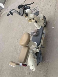 دراجه شحن قبل شهراشتريده جديده السعروالله اخذته 350وهسه اريده 250قفل ب...