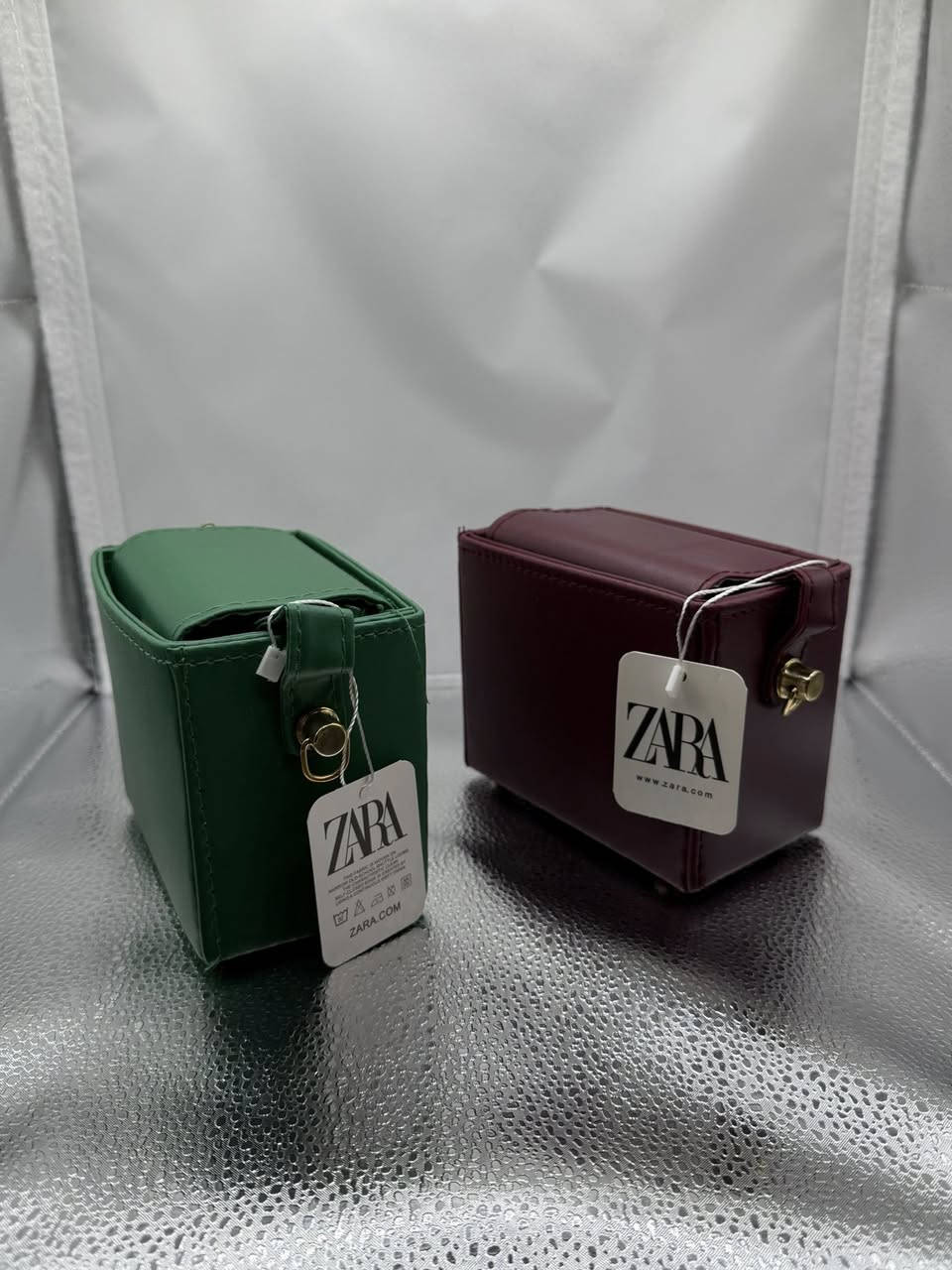 بنات اخر قطع عليهم خصم اسعارها ٥/٦/٧  لاف بس الحكو حجزو كوالتي يجنن الفحص بجود  المندوب


**إذا كنت صاحب هذا الإعلان وتريد حذفه لأي سبب، رجاءا أرسل رسالة إلى الدعم الفني**