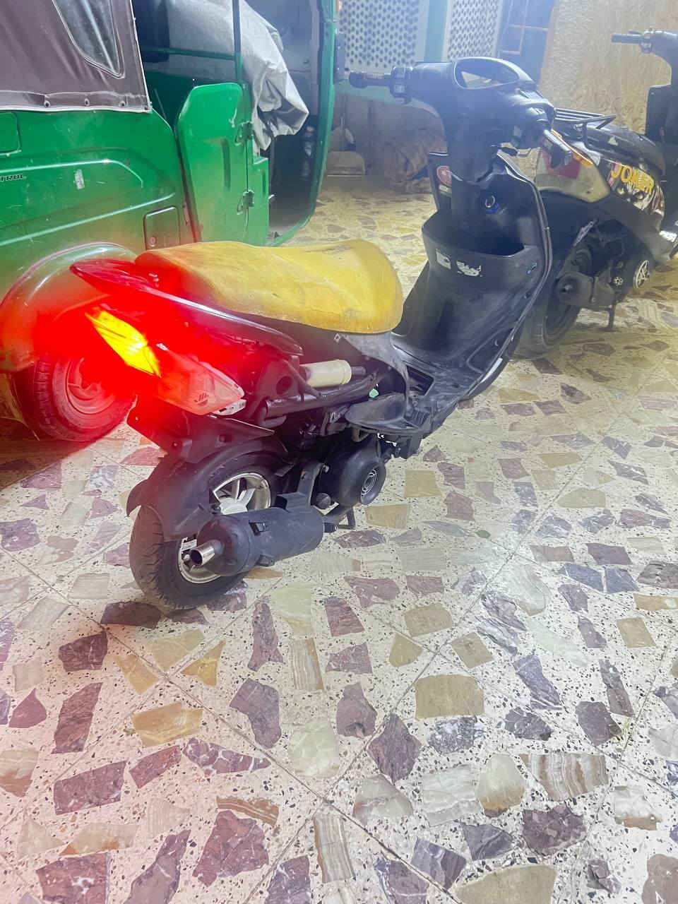 ماكس عدله للبيع
بيهة تزويد خفيف ملقط ووياله 
ويدات بريك ومقابض
عوزهة دوشمه وكابريتر تتبدل السعر ٣٥٠وبيهة مجال


**إذا كنت صاحب هذا الإعلان وتريد حذفه لأي سبب، رجاءا أرسل رسالة إلى الدعم الفني**