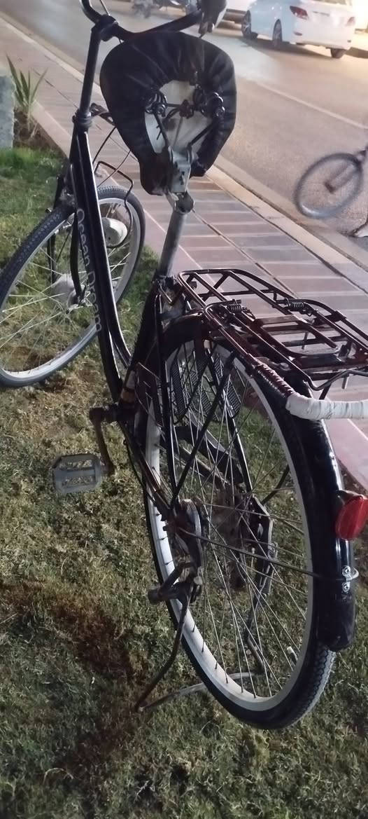 السلام عليكم 
باسكل للبيع حجم( 26 ) للبيع السعر 50 العنوان اطويريج الرجيبه الشراي يجي واتساب ‏‪0775 900 0438‬‏
