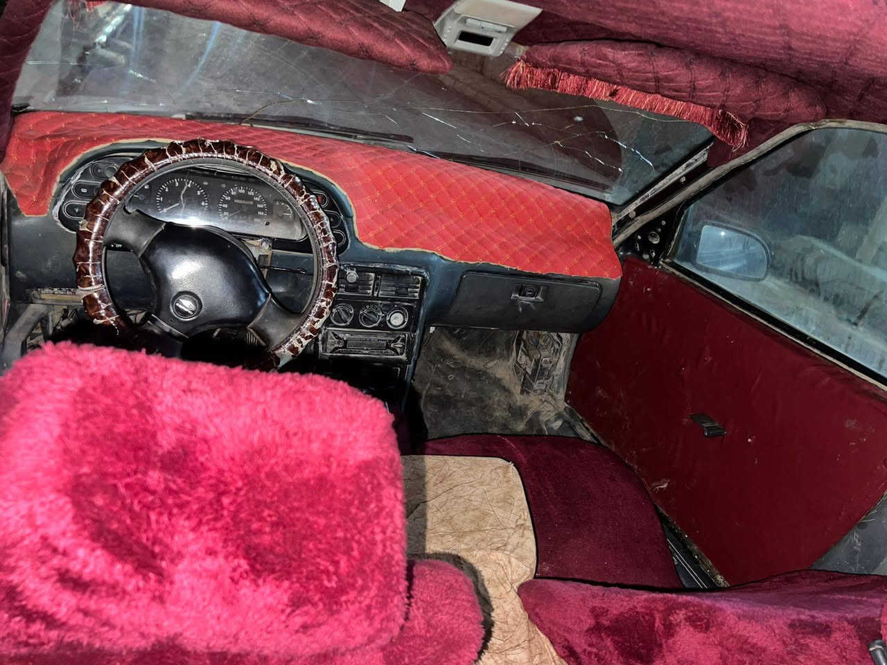 سلم عليكم سياره دايو للبيع محرك  18فكتره دوش
محرك كير باور صدر تايرات كلا شرط
السعر مليون قفل قفل
اتصال ***********
