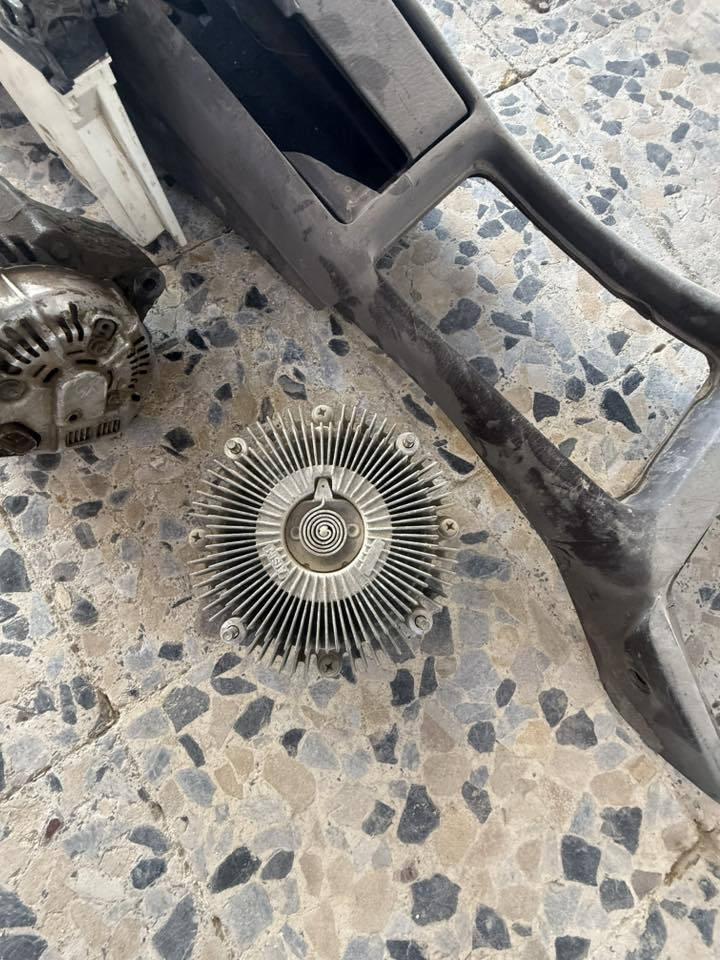 السلام عليكم 
غراض بطه للبيع تحكم تبريد داينمه 120واط ربل جنطه كلج الكبير السعر مناسب ***********نجف
