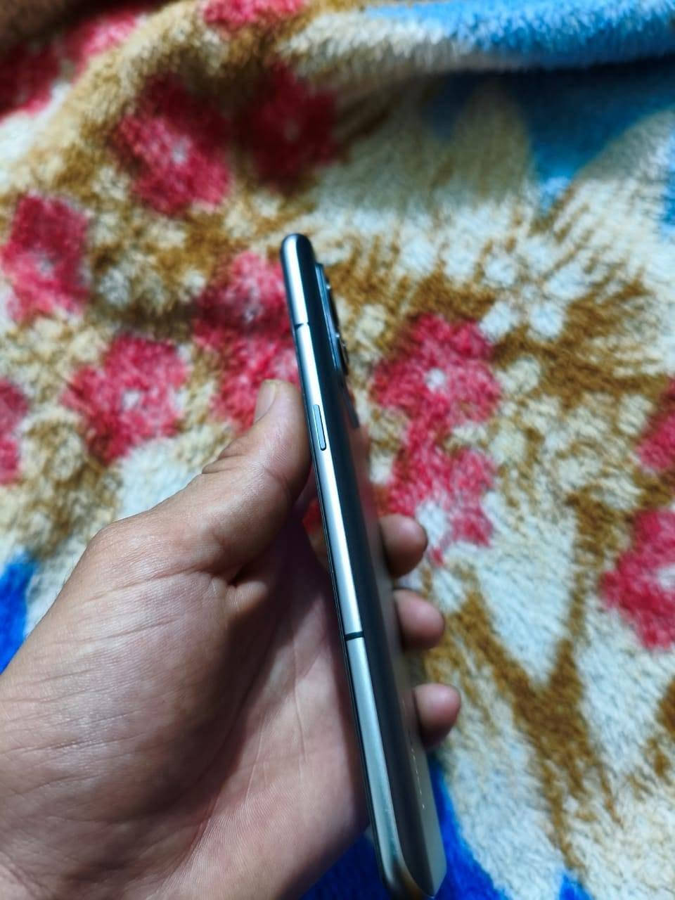 السلام عليكم 

جهاز Realme GT2 Pro ذاكرة 128 
بطارية 5000 شحن سريع 65 واط 
معالج فول جهاز فلاكشب يشغل 90 فريم وشاشة 120 هيرتز 
بالإضافة يحتوي على عدسة مجهرية (مايكرو) الجهاز بعدة لوك بل جيس نظافة 100% بدون ملحقات الجهاز فقط كفر 
سعرة 350 وبي مجال بسيط


**إذا كنت صاحب هذا الإعلان وتريد حذفه لأي سبب، رجاءا أرسل رسالة إلى الدعم الفني**