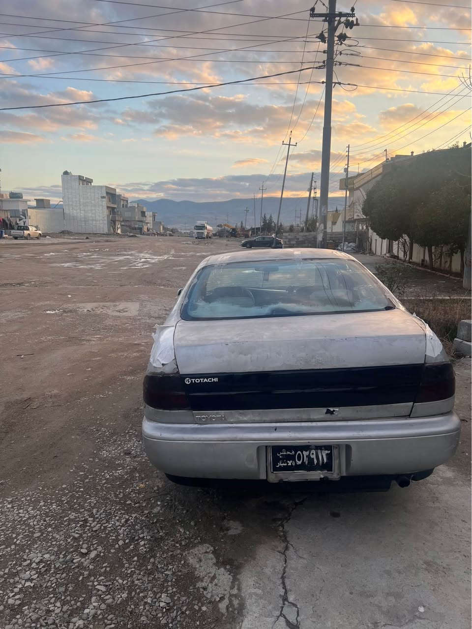 (بۆفرۆشتن )
تۆیۆتا کرۆنا (١٩٩٢) مواسەفات ئەمریکی سەیارەکە زۆر جایزو ڕێکو پێکە گێڕو مەکینەی کامری لەسەرە و کارەبای بە هەمو شەرتێک هەمو گیانی ئیش ئەکات ئاڕمی دهۆکە 
نرخی ($ ١٠) کەمێک مامەڵە 
شوێن (سڵێمانی ) 
ڕەقم تەلفون (***********) Singapore
