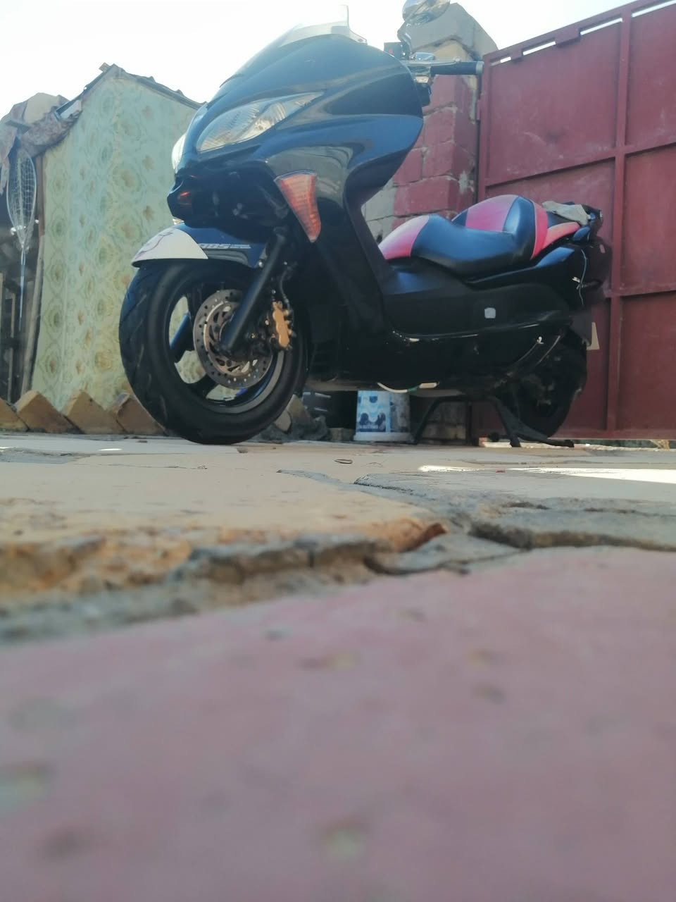 السلام عليكم ورده للبيع 0 9 سعر خاص رقم الهاتف ***********
