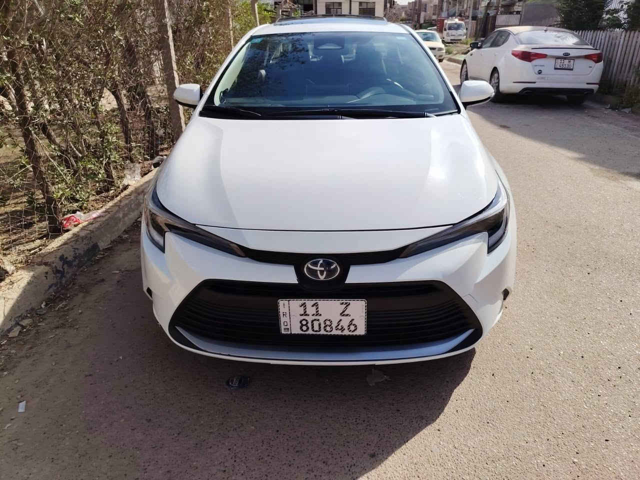 السلام عليكم كورلا للبيع 2024 وارد امريكي مواصفات xle فول للأخير ماشيه 12 الف حادثه موضح بالصور السياره جديده بمعنى الكلمه  للأتصال ***********
