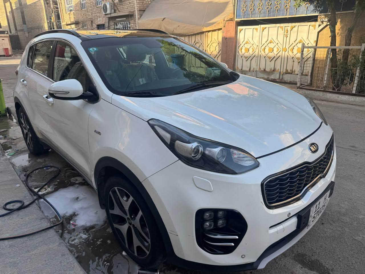 سبورتج 2018
مكفوله من الصبغ والضربه
رقم انكليزي تحويل ثاني يوم 
مكينه مجفته تجفيت جديد غراض التجفيت وكاله
السياره وارد ايراني 1/1فول
لايت زنون LED

‭***********‬ رقم صاحب السيارة 
ماشيه 105
مكان السيارة بغداد بلديات
السياره ماناقصه شي كله شغال
معروضه 180وبيه مجال للشراي
