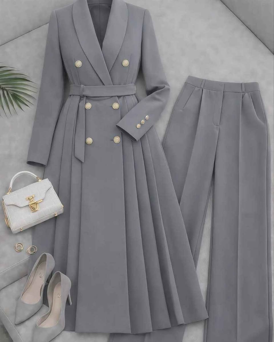 طقم من اجمل وارقى الاطقم النسائية الفاخره والدزاينات المرغوبه 😍
مكون من : 
ستره وبنطلون وحزام كوالتي عالي جدا 🌹  
ستره مبطنه طول 125 سم 
بنطلون طول 105 سم كمر سحاب ولاستيك 
* الازرار تفتح وتسد وبي قصه من الوسط بالستره وكسرات بالجوانب وفوقها الحزام يكون    
* القياسات /
40/42/44/46/48/50 
* الوان / اسود ، نيلي ، جوزي، رصاصي  
#توصيل_لجميع_محافظات_العراق
#اكسبلور_فولو #اكسبلور #العيد😍 بغداد, العراق


**إذا كنت صاحب هذا الإعلان وتريد حذفه لأي سبب، رجاءا أرسل رسالة إلى الدعم الفني**