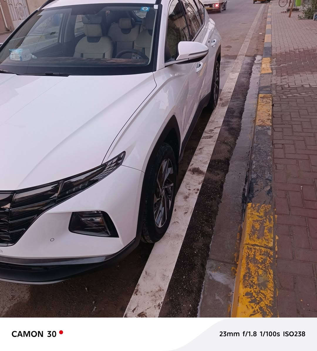 توسان 2024 خليجي
سيارة بيها صبغ ركن الدعاميه ماشر عليه
رقم انكليزي جديد 🆕
ماشية30 الف  
مواصفات فول عدا البانوراما   ‎
مكينه 2000 دوش
بصمه + بصمه ابواب
هاند بريك بصمه 
اشارة ترحيب
كامره دواره 
‏‎دشبول شاشه
مري شفط
تحكمات استيرن
‏‎تبريد قطعتين 
‏‎حساس امامي 
‏‎حساس خلفي 
‏‎درايف مود  
‏‎مقاعد امامية كهرباء 
‏‎بردات أبواب خلفية 
شاحن واير ليس

السعر 220

مكاني 
للأستفسار ***********
