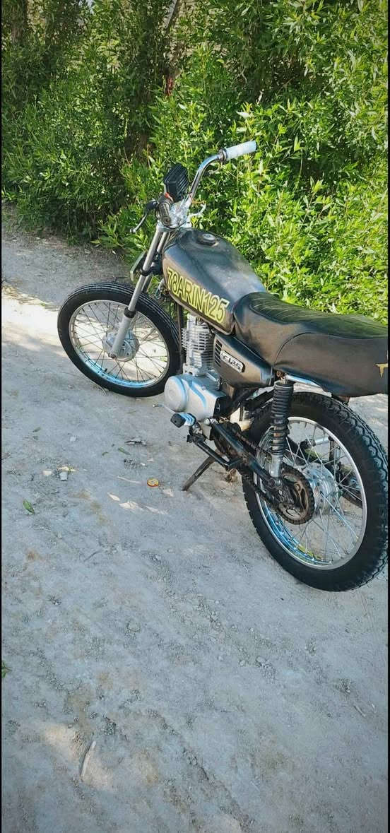 الدراجه للبيع كلك السعر 350 وبيه مجال يم الملعب الولمبي


**إذا كنت صاحب هذا الإعلان وتريد حذفه لأي سبب، رجاءا أرسل رسالة إلى الدعم الفني**