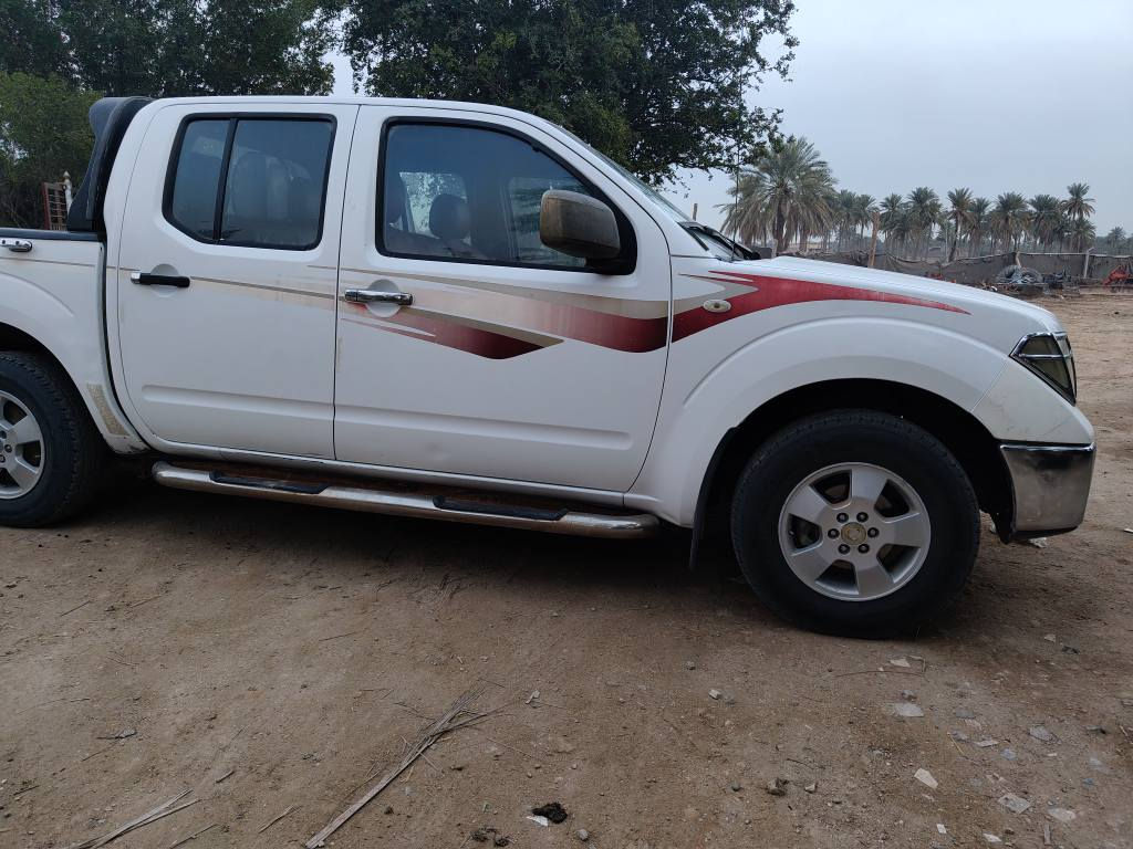 السلام عليكم 
للبيع نيسان نافارا موديل 2011 كير عادي 
مكفولة كفالة عامه
غرفتها كلش نظيفه مدوشمه ارضيه جديده كلشي بيها شغال سياره مال جناي معروضه ب115 وبيها مجال قليل 
***********
