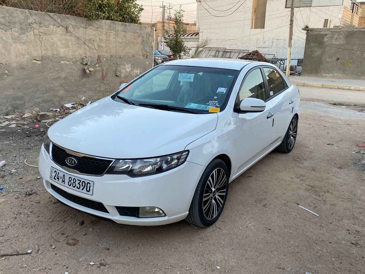 سلام عليكم
سيراتو موديل 2012 السونار مرفق مع الصور
حدادية وكير ومحرك كفاله
محرك 1600
سعرها 110$ وبيها مجال بسيط جدا 
مكان السيارة بكربلاء
تفاصيل اكثر
***********
