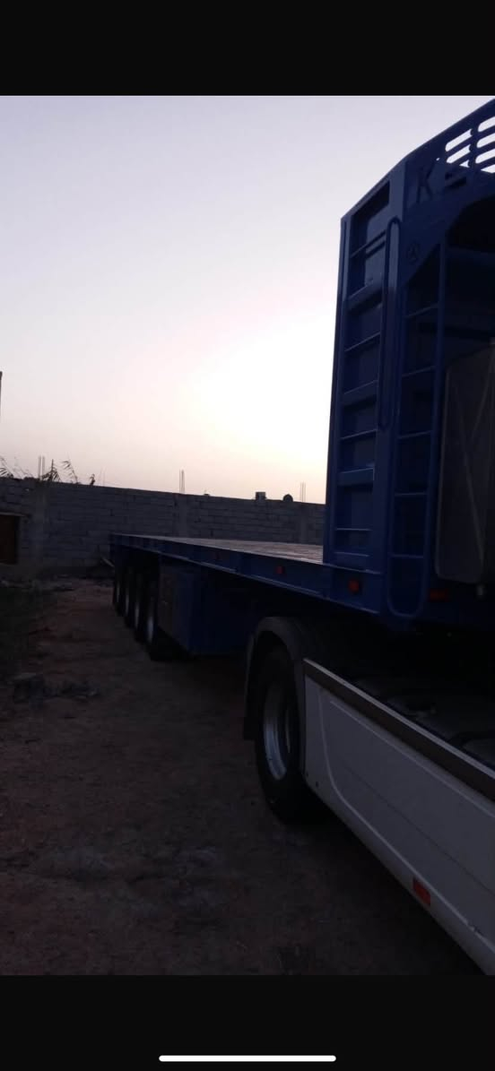 السلام عليكم عربانه للبيع عمل خالدالجنابي 4 محاور 14 شاصي 16 جتف 7 طول 13/15 للأستفسار (***********) مكان بصره اني مكلف بل نشر
