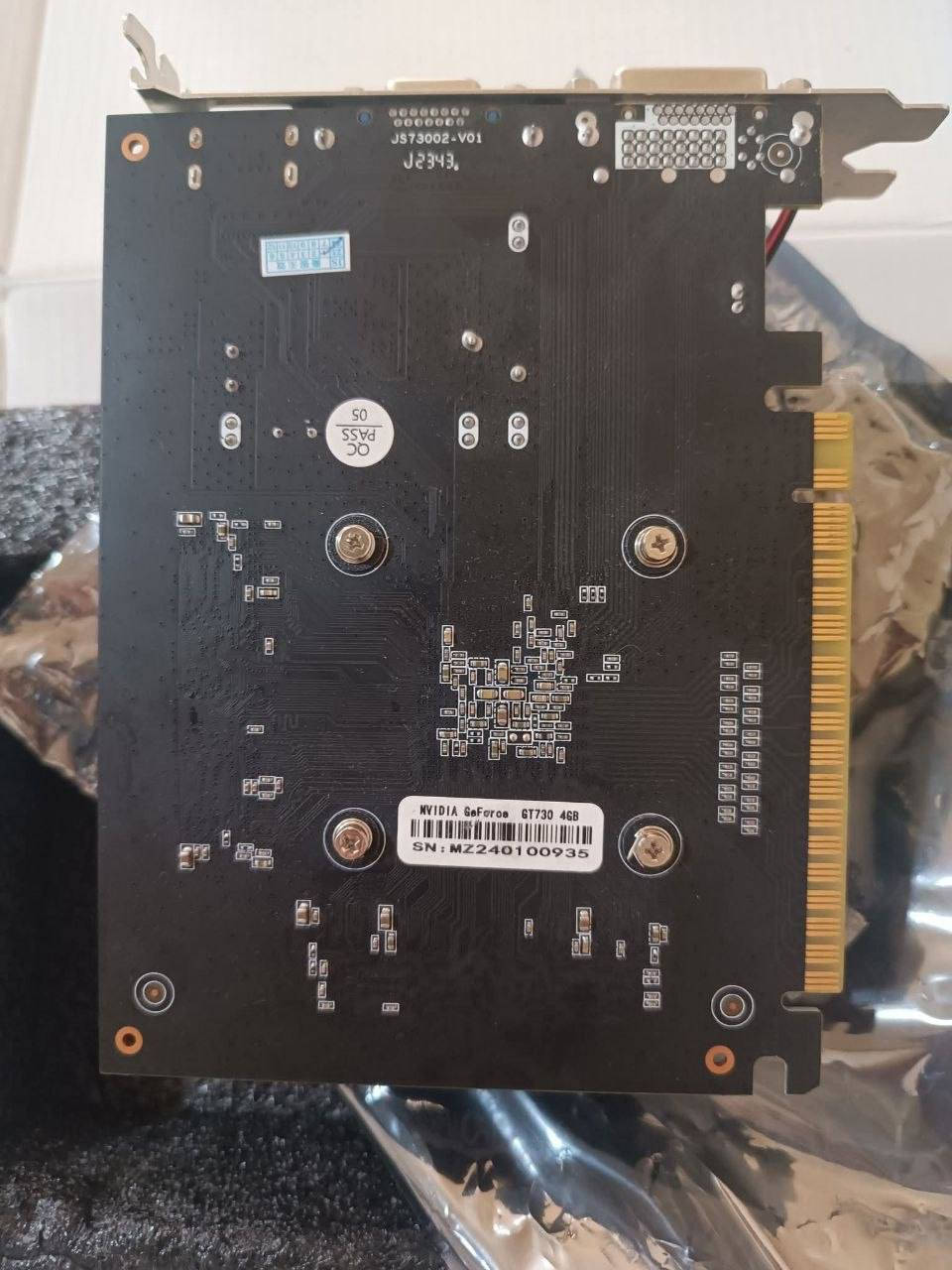 السلام عليكم
لابتوب بدون هارد الواير الشاشه ماله مكطوع لازم تربطه على شاشه + معالج جيل ثاني و ثالث + مبرد دل اصلي + كارت شاشه GT 730 + قطعت رام DDR3 2GB  مقابل كارت شاشه Gtx 1050ti


**إذا كنت صاحب هذا الإعلان وتريد حذفه لأي سبب، رجاءا أرسل رسالة إلى الدعم الفني**